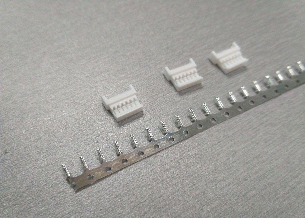 One Row PCB Wire To Board Connectors , Circuit Board Power Connectors 1